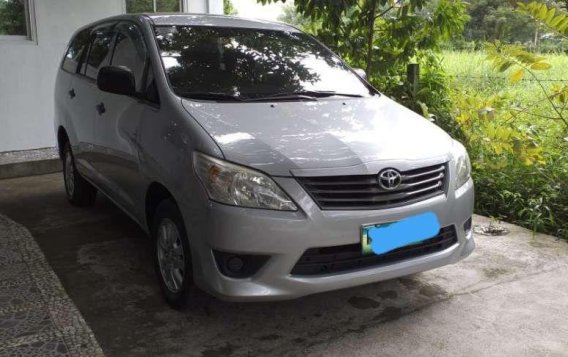 TOYOTA Innova e matic 2013 diesel FOR SALE