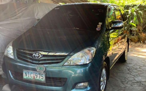 Toyota Innova G 2010 MT FOR SALE-1