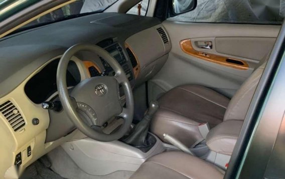 Toyota Innova G 2010 MT FOR SALE-3