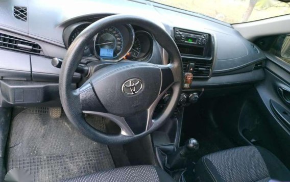 Toyota Vios 1.3 mt 2015year for sale-5