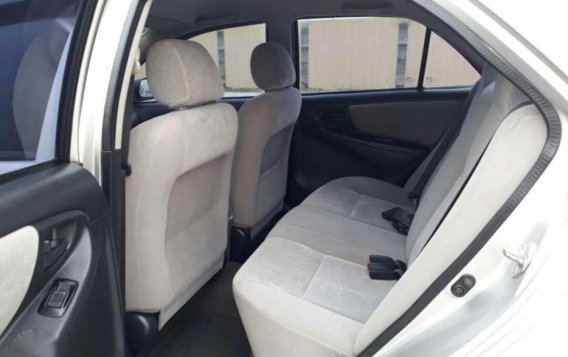 FOR sale Toyota Vios E 2006 manual transmission-9