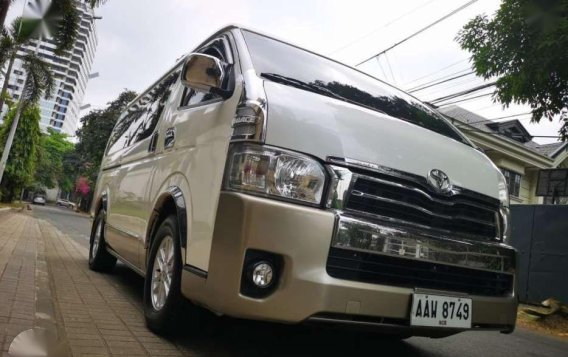 2014 Toyota Hiace Super Grandia Automatic 2 tone original-3