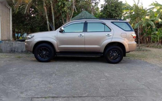 FOR SALE! 2010 Toyota Fortuner G 2.5 DIESEL Engine-8