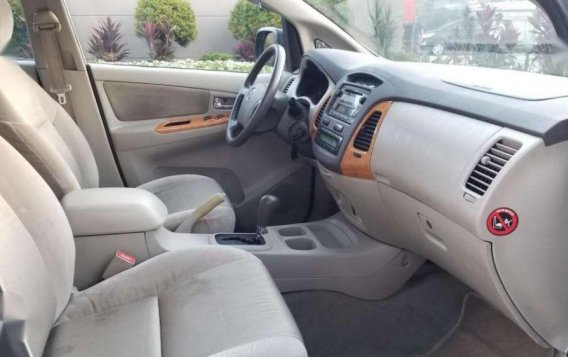 2010 Toyota Innova G Matic Diesel top of the line-8