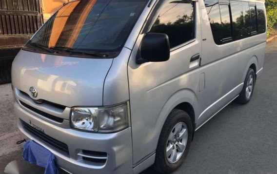 2010 Toyota HiAce Commuter (Manual) Diesel