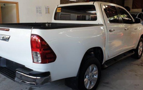 Toyota Hilux 2016 FOR SALE-2