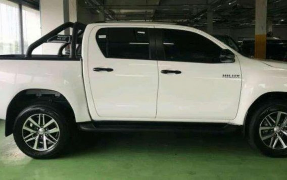 Toyota Hilux 2019 for sale-10