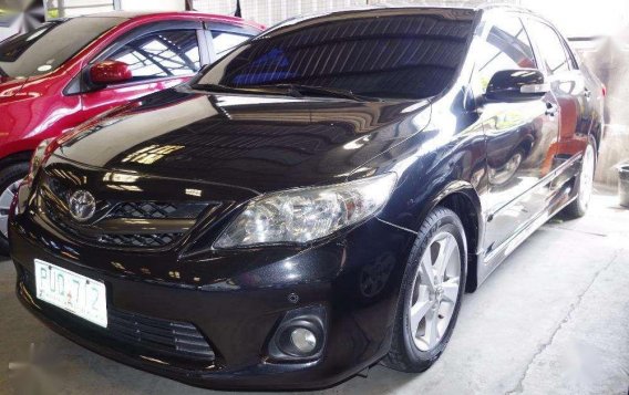 2011 Toyota Altis 20V AT with paddle shifter-2