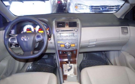 2011 Toyota Altis 20V AT with paddle shifter-7