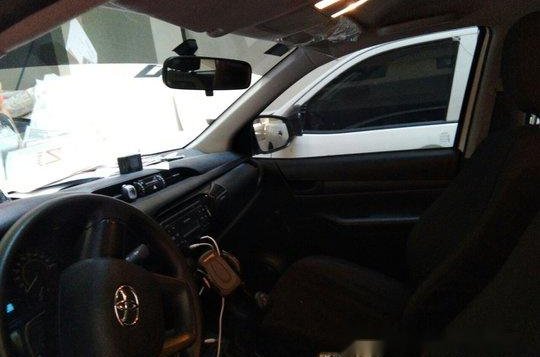 Toyota Hilux 2017 for sale-4