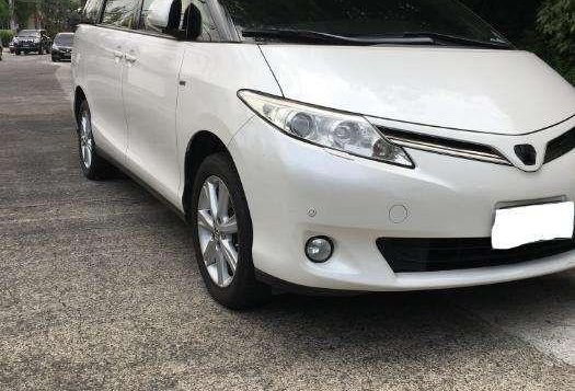 Used Toyota Previa 2011 for sale-1