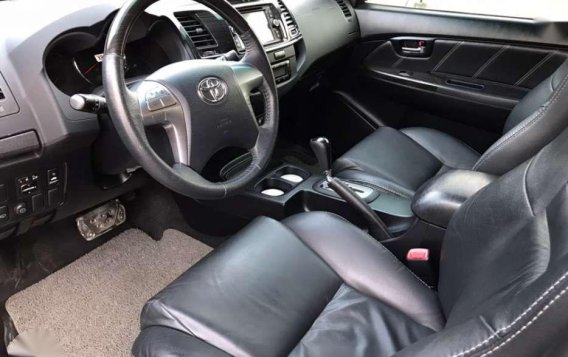 2015 TOYOTA Fortuner V AT VNT Diesel Leather Top of the Line Fresh GPS-7