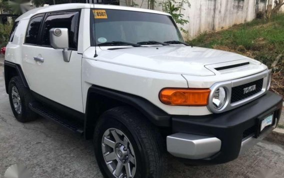 2016 TOYOTA FJ Cruiser 4.0L gasoline automatic 4x4-3