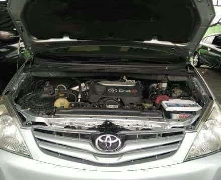 For sale 2010 Toyota Innova G Diesel matic-2