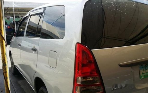 Toyota Innova 2006 J MT for sale-3