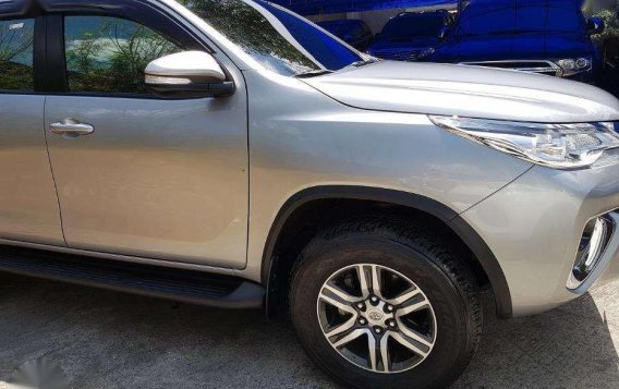 Toyota Fortuner 2017 2.4G Diesel AT 4x2 for sale-5