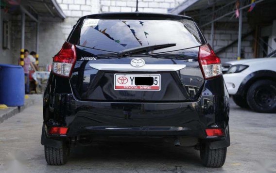 Like New Toyota Yaris E for sale-4