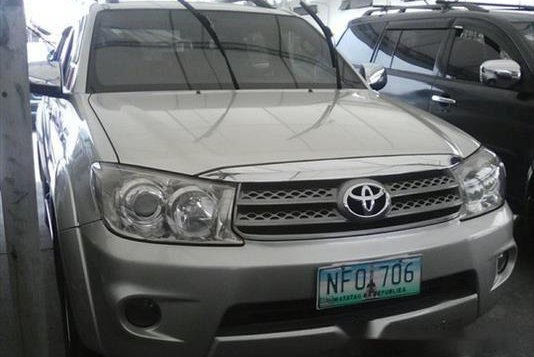 Toyota Fortuner 2009 G AT for sale