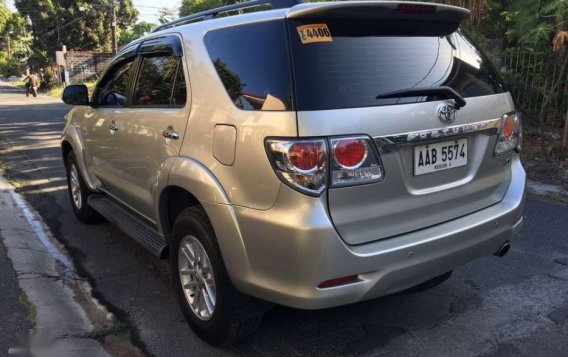 2014 Toyota Fortuner V Diesel-3