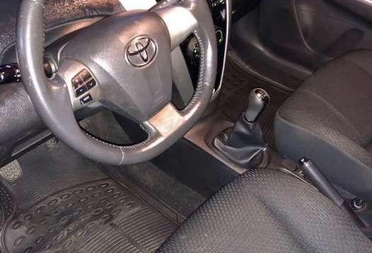 2010 TOYOTA VIOS 15G - Manual Transmission - Top of the Line-4