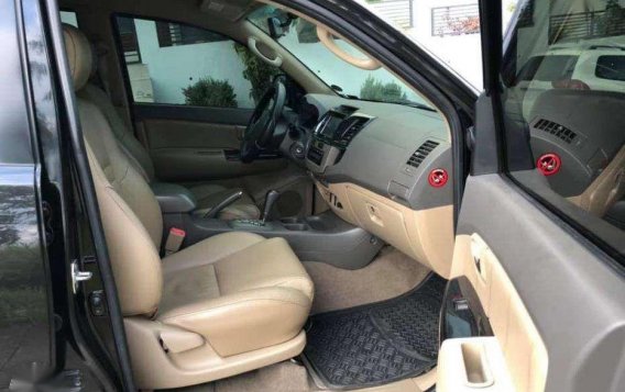 Toyota Fortuner AT 2013 for sale-2