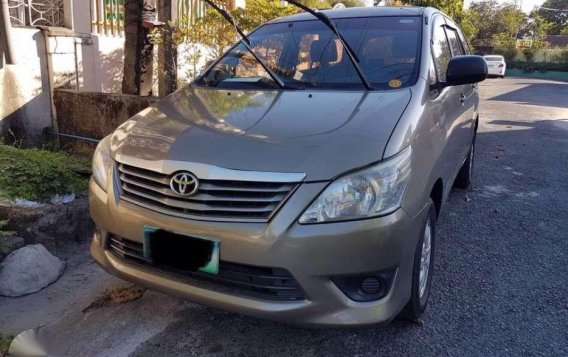 2013 Toyota Innova E MT for sale-1