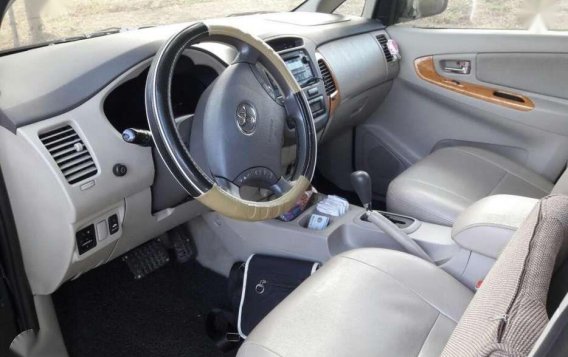2010 Toyota Innova G AT for sale -6