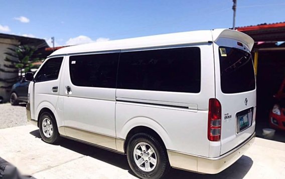 2013 Toyota Hiace Super Grandia Automatic Transmission-2