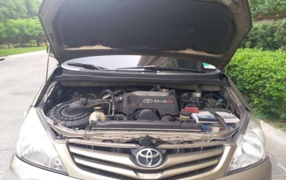 Toyota Innova G 2010 for sale-2