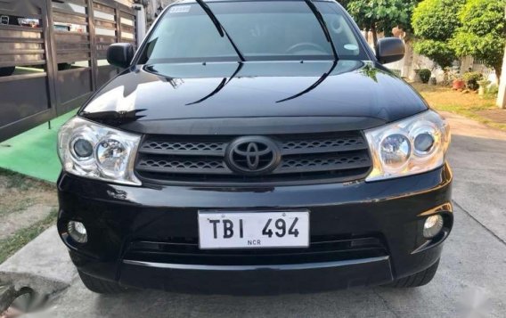 2011 Toyota Fortuner G for sale -3