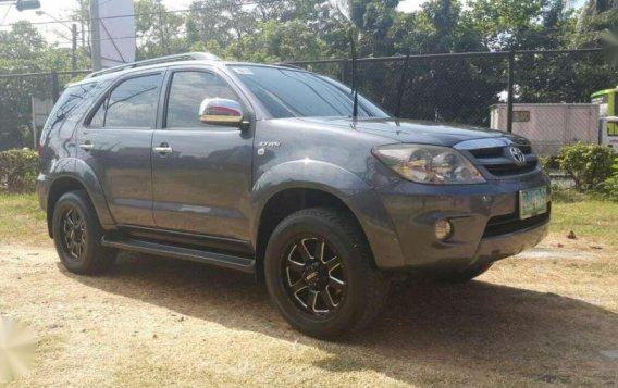 Toyota Fortuner vvti gas matic 2008 for sale