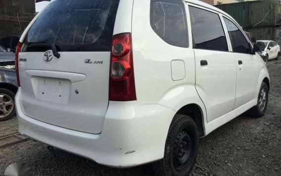 Toyota Avanza Manual Gasonline for sale -4