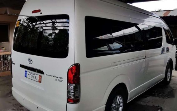 2016 model Toyota Hiace Super Grandia LXV AT Diesel-4