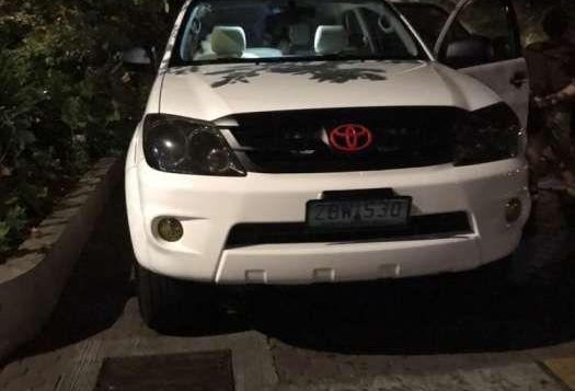 Fresh Toyota Fortuner 2005 for sale -7