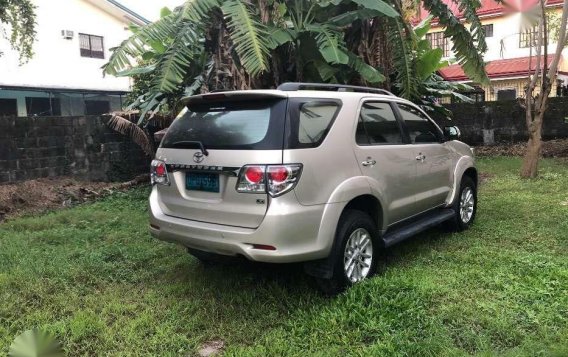 Toyota Fortuner 2013 4x2 DIESEL Automatic for sale -7