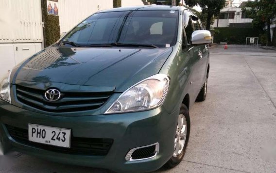 2010 Toyota Innova E Diesel Super Fresh-1