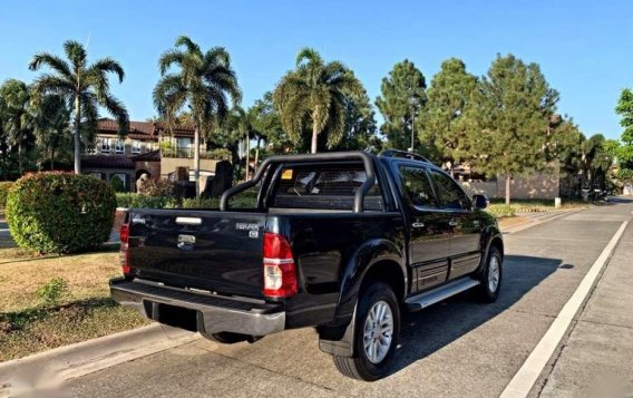 2015 Toyota Hilux 4x4 Automatic Diesel for sale -2