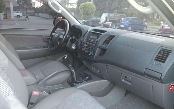 Toyota Hilux Vigo Pickup 2014 for sale -8
