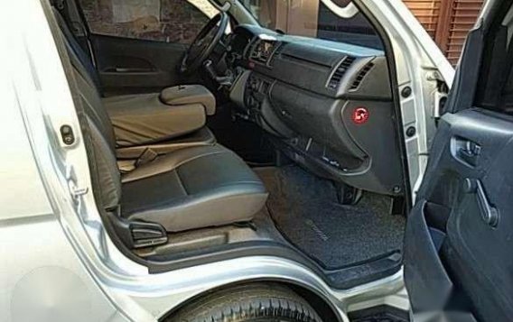 2015 Toyota Hiace Excellent Condition for sale -6