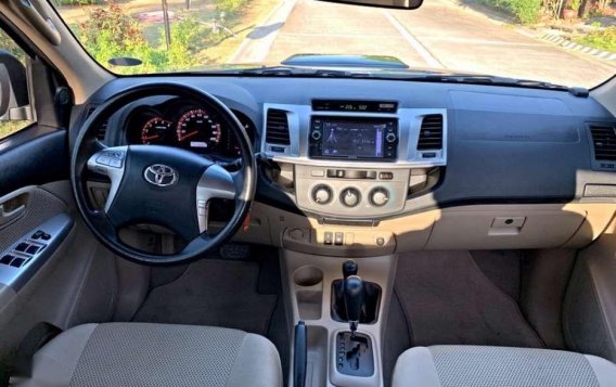 2015 Toyota Hilux 4x4 Automatic Diesel for sale -7
