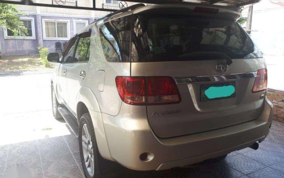 Toyota Fortuner V 2006 model for sale-1