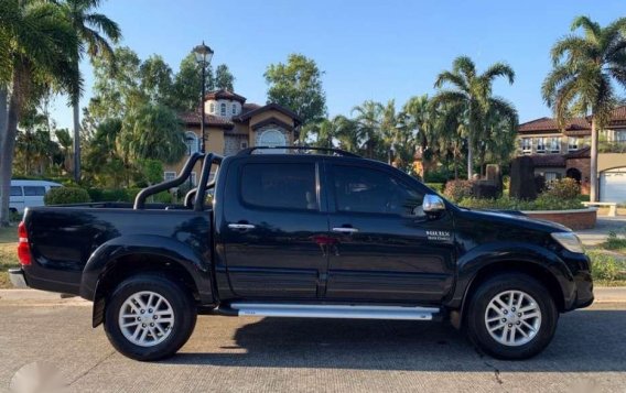 2015 Toyota Hilux 4x4 Automatic Diesel for sale -1