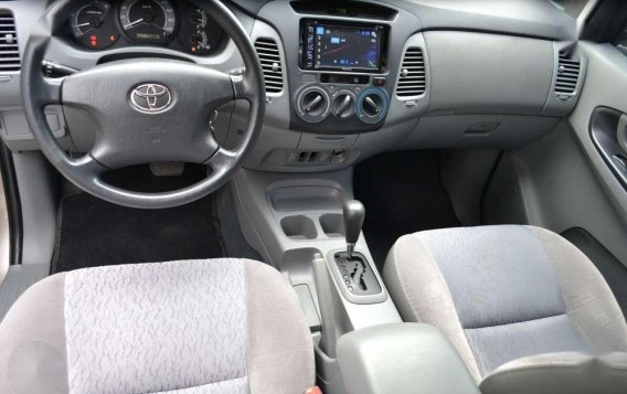 2011 Toyota Innova E Diesel AT for sale-7