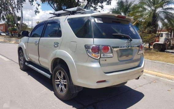 2012 Toyota Fortuner G 2.5 AT for sale-4