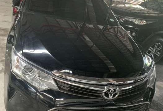 2015 Toyota Camry V Black Top of the Line 