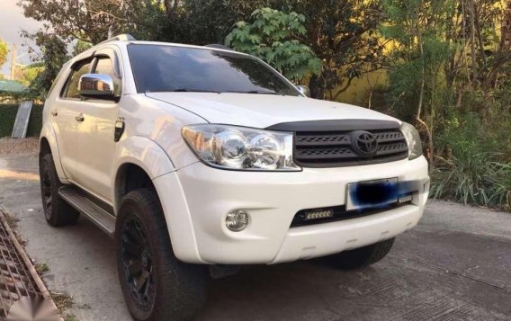 Toyota Fortuner 2010 G Automatic Diesel for sale
