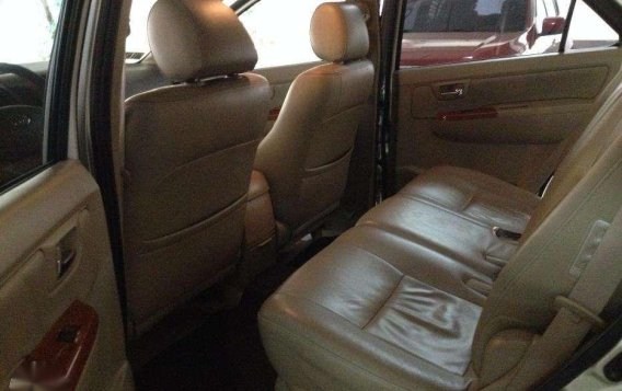 Toyota Fortuner G 2011 for sale-6