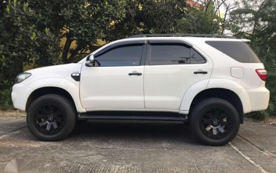 Toyota Fortuner 2010 G Automatic Diesel for sale-4