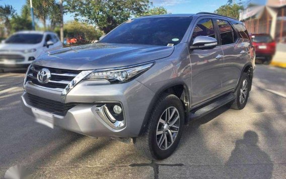 2017 Toyota Fortuner 2.4 V AT for sale-5