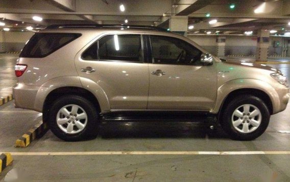 Toyota Fortuner G 2011 for sale-10